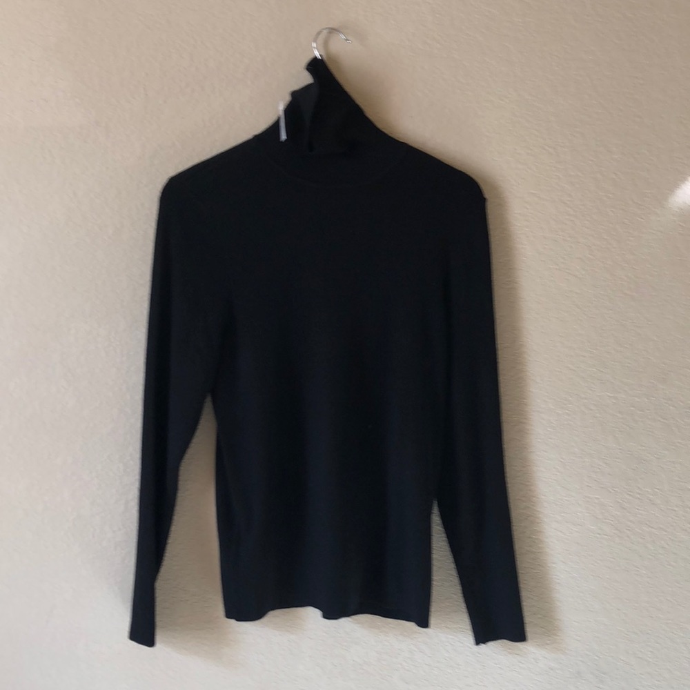 Turtleneck light weight sweater Chico’s
